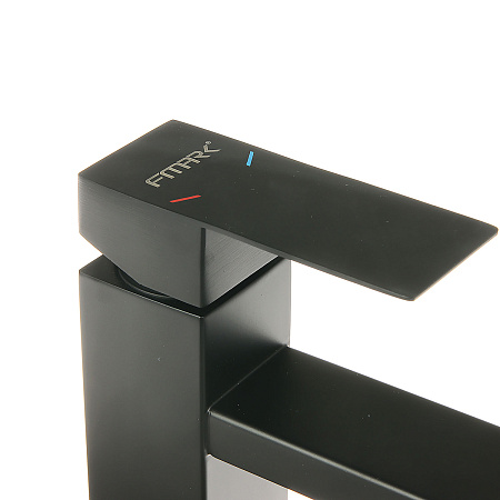 Смеситель для умывальника FMARK черный FS8101H *1/12
