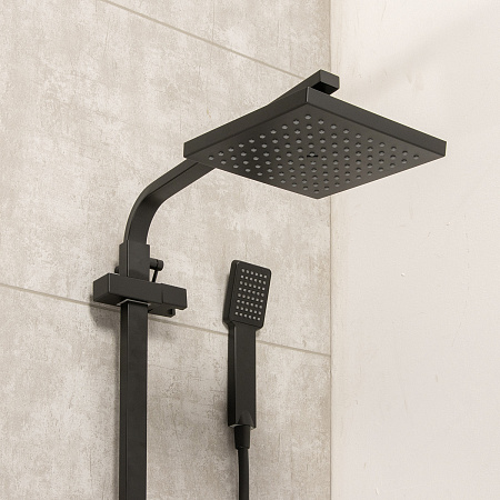 Смеситель д/ванны со стойкой для душа + ручной душ Fmark FS8145H черная *1