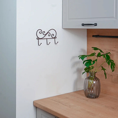 Вешалка настенная "Кружева 3" 200х130мм 3крючка Коричневый ВН 275 КОР ("ЗМИ")*1/10