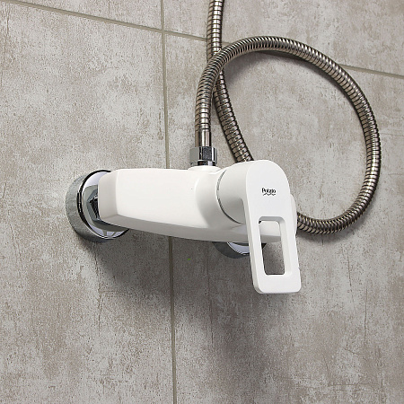 Смеситель д/душа "Potato" P2030-7 (белый) *1/10