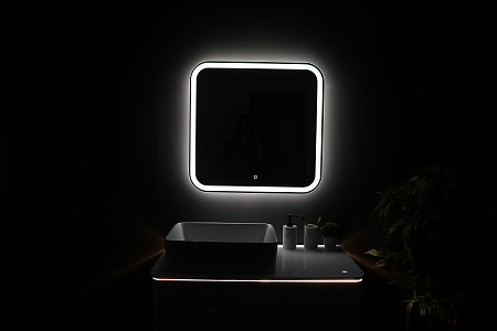 Зеркало /SM/ "Стив лайт" 700х680 ( LED-подсветка, сенсорный выключатель)  *1