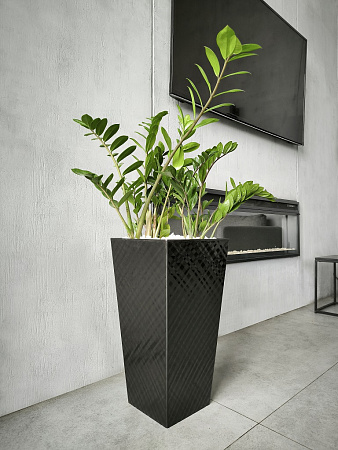 Кашпо пластм. "Manhattan Cube" высокое 34л/вставка19л 300х300мм h564мм Оникс IG671410028 *1/4
