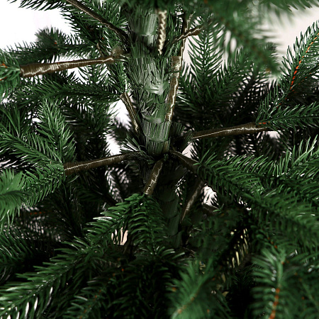 Елка  искусственная пластиковая "Пермская" 2,1м литая *1/20