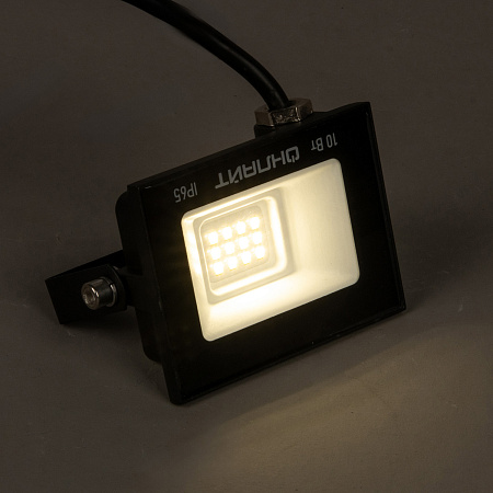 Прожектор светодиодный 10Вт 4,0 K IP65 холодный ОНЛАЙТ OFL-10-4K-BL-IP65-LED 71656 *1/80
