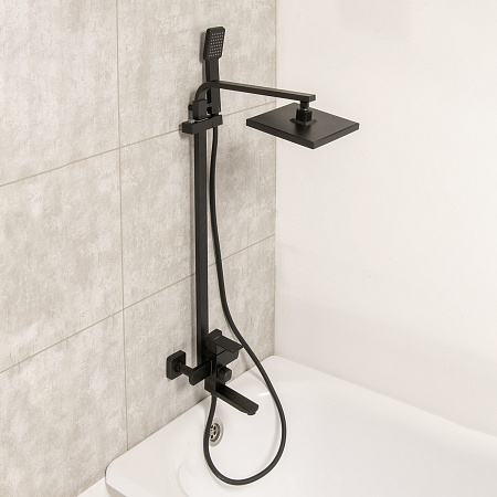 Смеситель д/ванны со стойкой для душа + ручной душ Fmark FS8145H черная *1