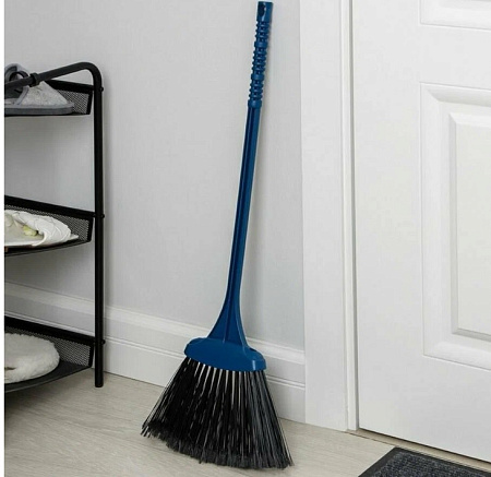 Веник пластм. М862 (ЗПИ "Альтернатива") *1/24