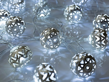 Гирлянда Нить 4м 20LED белый Шарик орнамент прозрачная нить 220V IP20  *1/20