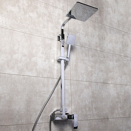 Смеситель д/ванны со стойкой для душа + ручной душ Diadonna D80335103 *1/4