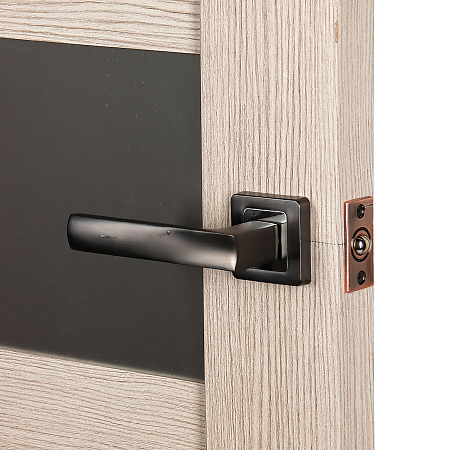 Дверь межкомнатная остеклённая ЦАРГИ COMFORT-12 Лиственница КАПУЧИНО 3D 800мм BROZEX-WOOD  *1