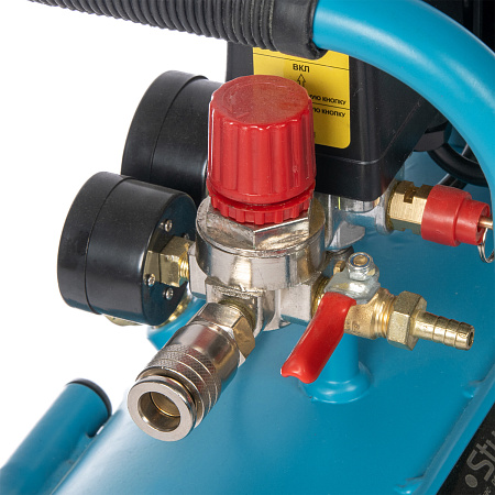 Компрессор воздушный 1500Вт 2600об/мин 240л/мин 24л 8бар безмасляный АС93224OL STURM  *1