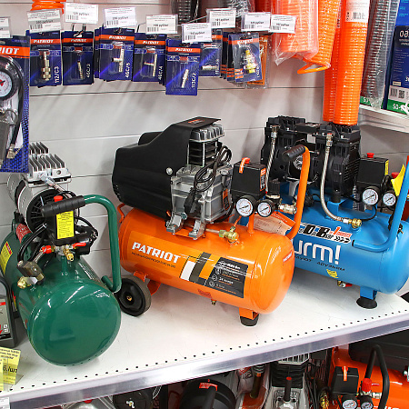 Компрессор воздушный 1500Вт 2850об/мин 240л/мин 24л 8бар масляный EURO24/240 PATRIOT *1