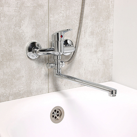 Смеситель д/ванны ROEGEN RC100A однорычажный 35 мм *1/10