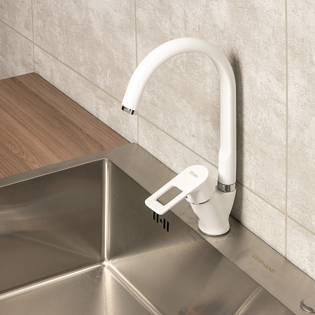 Смеситель для кухни Potato P5130-7 белый высокий излив *1/10