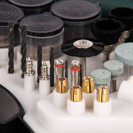 Гравер 170Вт 10000-35000об/м цанга 2,4/3,2мм гибкий вал насадки 210шт FGM 170FS FAVOURITE *1/5