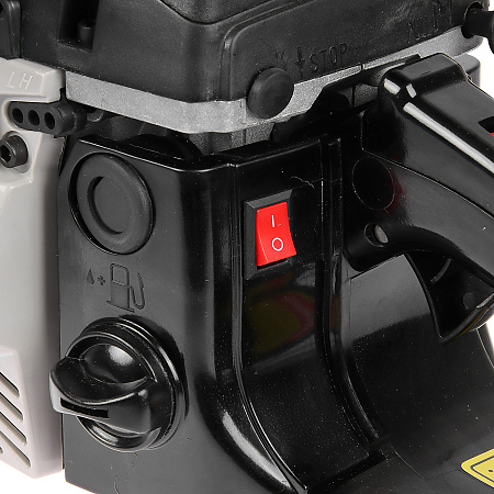 Пила цепная бензиновая 2Т 3,3л.с 52см3 шина45см цепь72зв. шаг3/8" паз1,5мм ПЦБ-18/52Л ИНТЕРСКОЛ *1/2